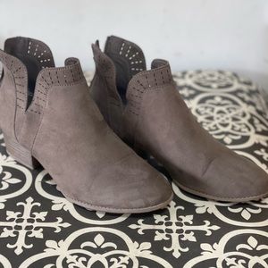 Brown/grey Booties